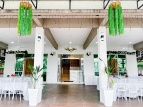 Qiu's Event House Deluxe Room